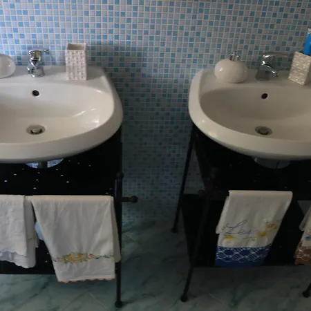 Albachiara Bed & Breakfast *